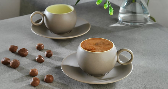 Stoneware Kullanımı Sağlıklı mı? Uzman Değerlendirmesi [2026] - Kapak Görseli